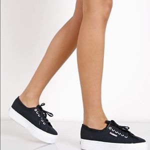 Platform sneakers